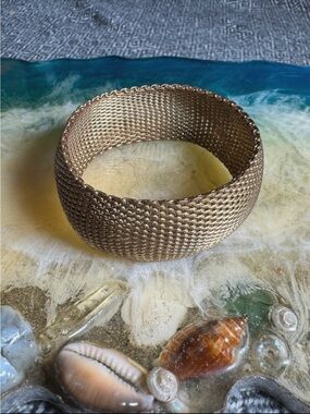 vintage gold tone woven chain mesh cuff bracelet